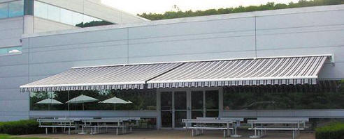 Allutex Giant Retractable Awning